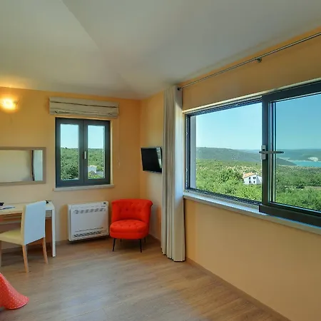 Rachele With Sea View And Private Pool By Istrabook