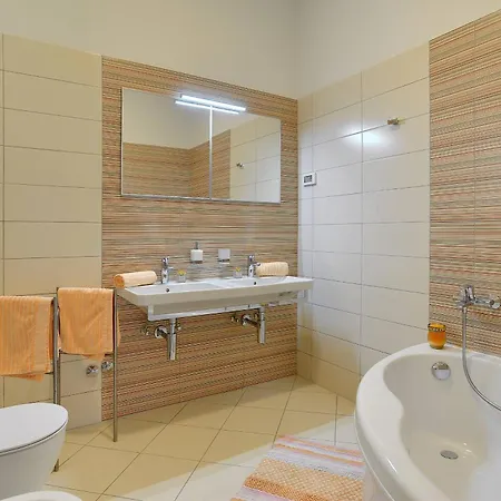 빌라 Rachele With Sea View And Private Pool By Istrabook *